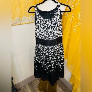 White House Black Market Silk Monochrome Patterned Dress